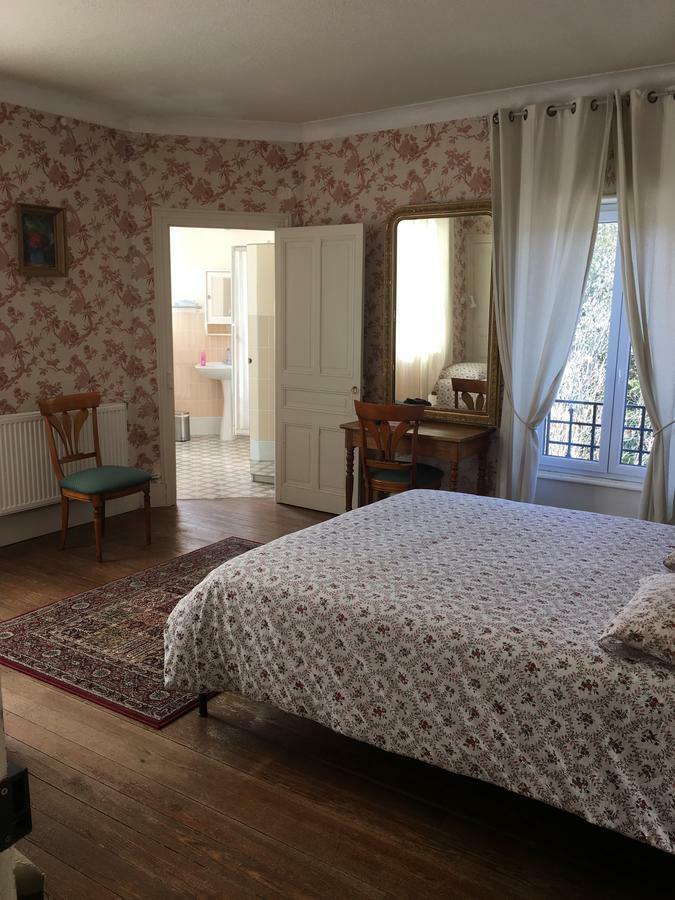 Bed and Breakfast Domaine Du Valromey Champagne-en-Valromey Екстер'єр фото