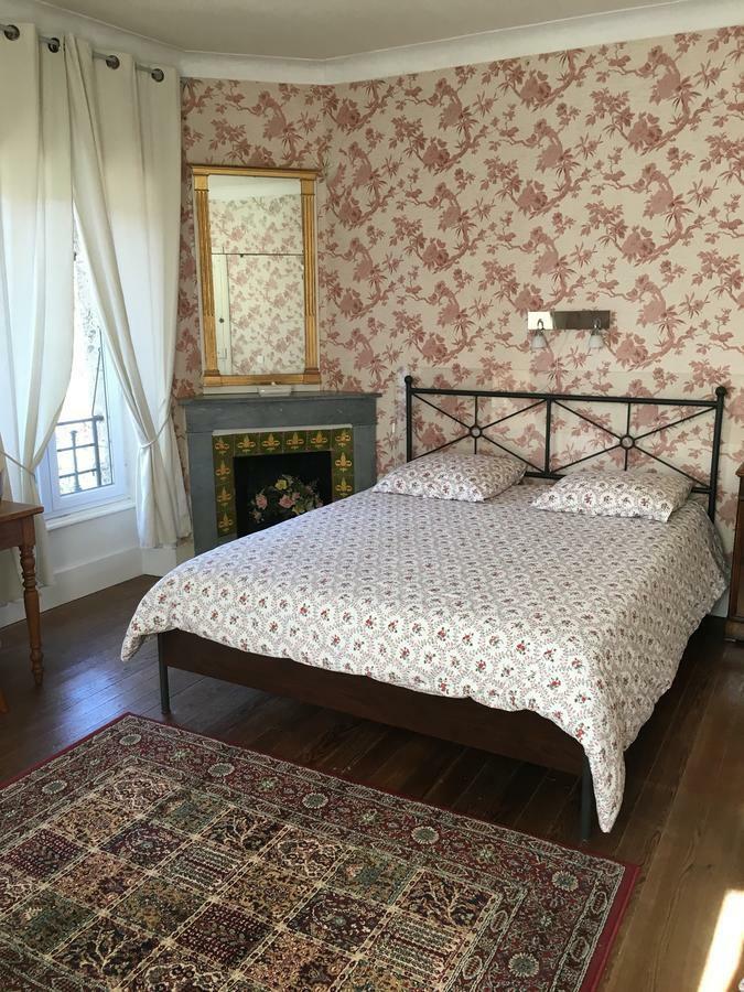 Bed and Breakfast Domaine Du Valromey Champagne-en-Valromey Екстер'єр фото
