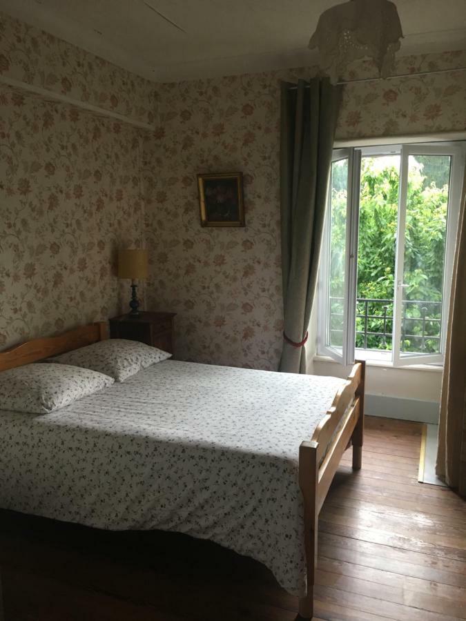 Bed and Breakfast Domaine Du Valromey Champagne-en-Valromey Екстер'єр фото